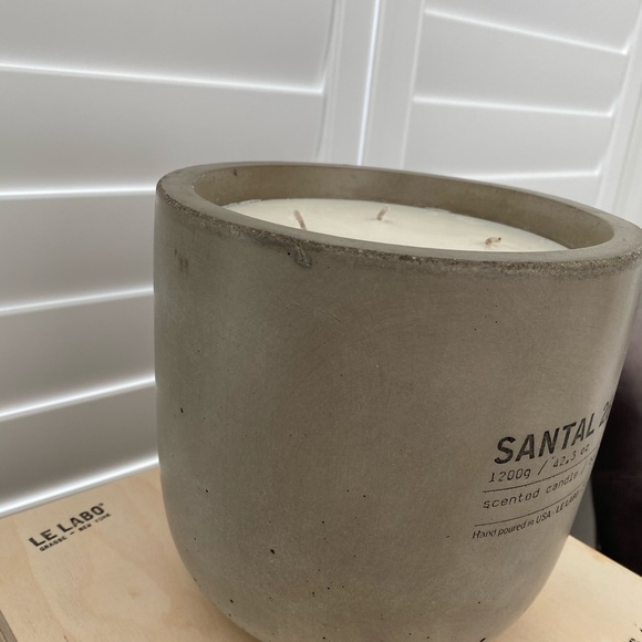 Santal 26 Concrete Candle
LE LABO NEW 🔥NO OFFERS🔥 - Picture 6 of 8